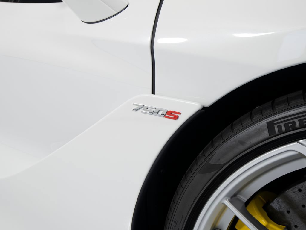 Used 2024 McLaren 750S Spider RWD image 46