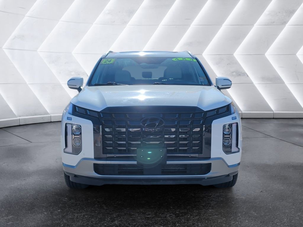 Used 2024 Hyundai Palisade Limited image 2
