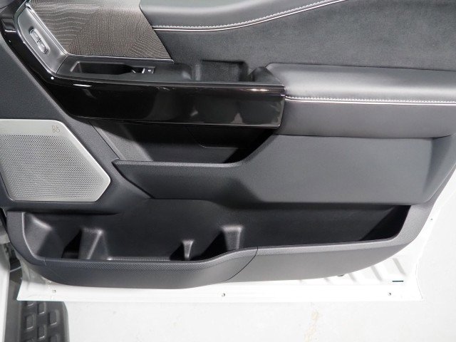 Used 2024 Ford F150 Lightning Platinum AWD/4WD image 77