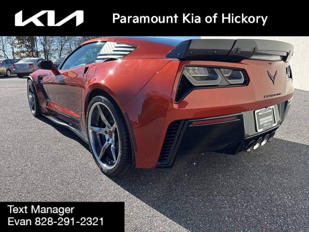 Used 2016 Chevrolet Corvette Z06 w/ 2LZ Preferred Equipment Group image 8