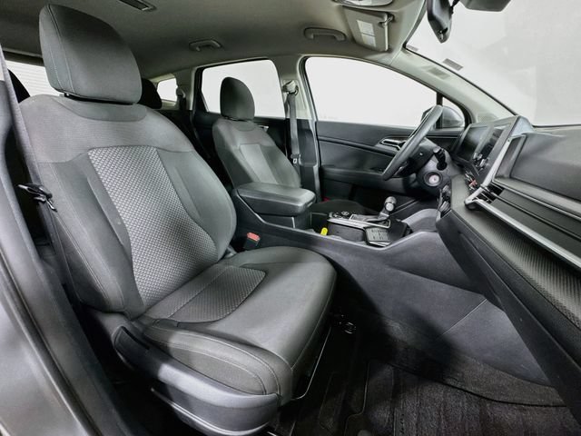 Used 2024 Kia Sportage LX FWD image 26