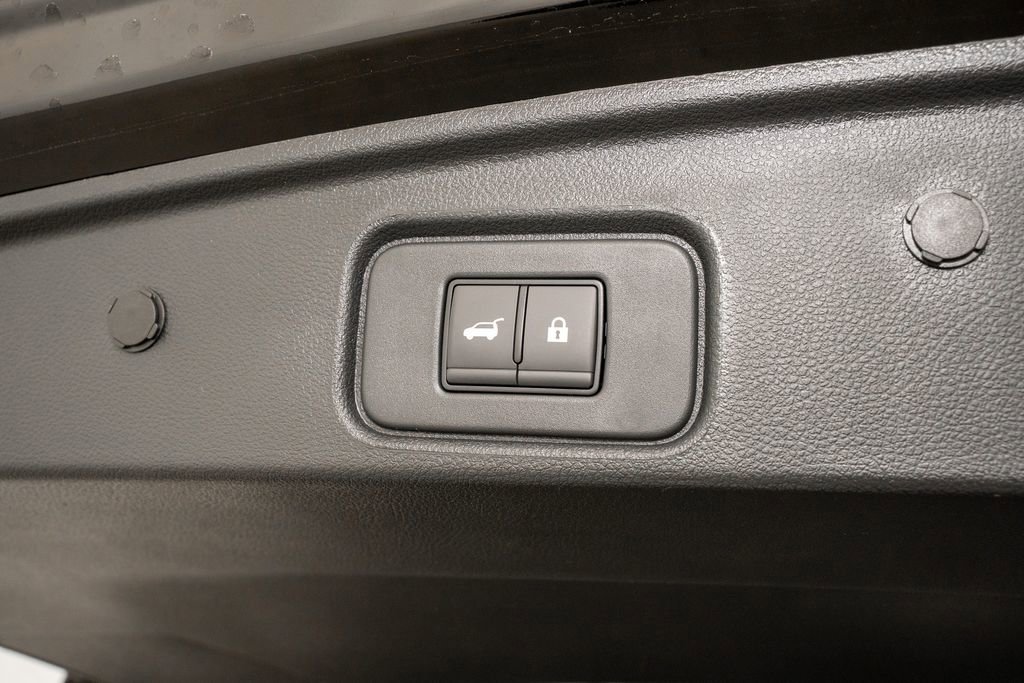 New 2026 Nissan Pathfinder SL w/ SL Premium Package image 7