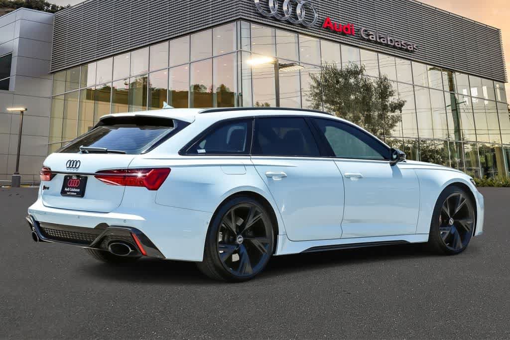 Used 2022 Audi RS 6 w/ Carbon Optic Package AWD/4WD image 4
