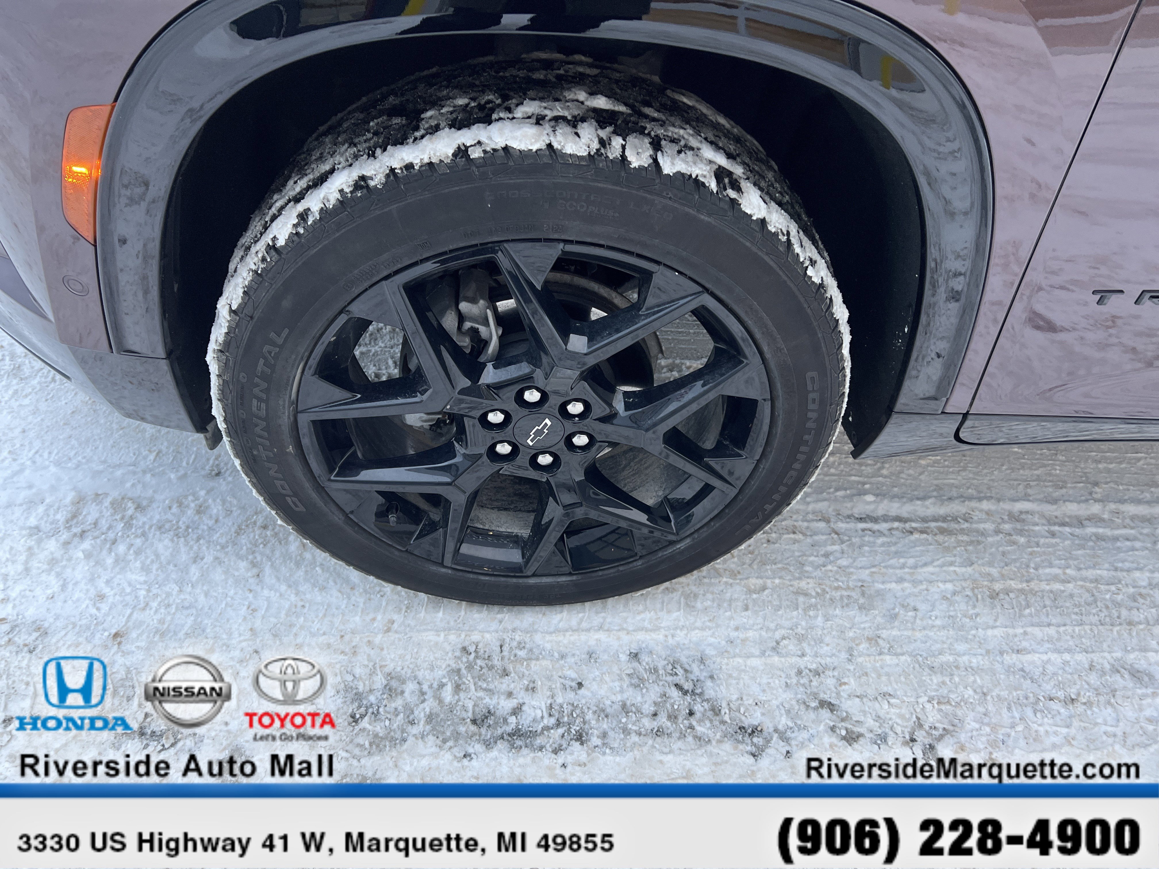 Used 2024 Chevrolet Traverse RS w/ LPO, Floor Liner Package image 11
