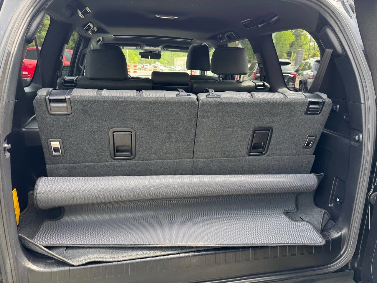 Used 2020 Lexus GX 460 Premium w/ Premium Package image 35