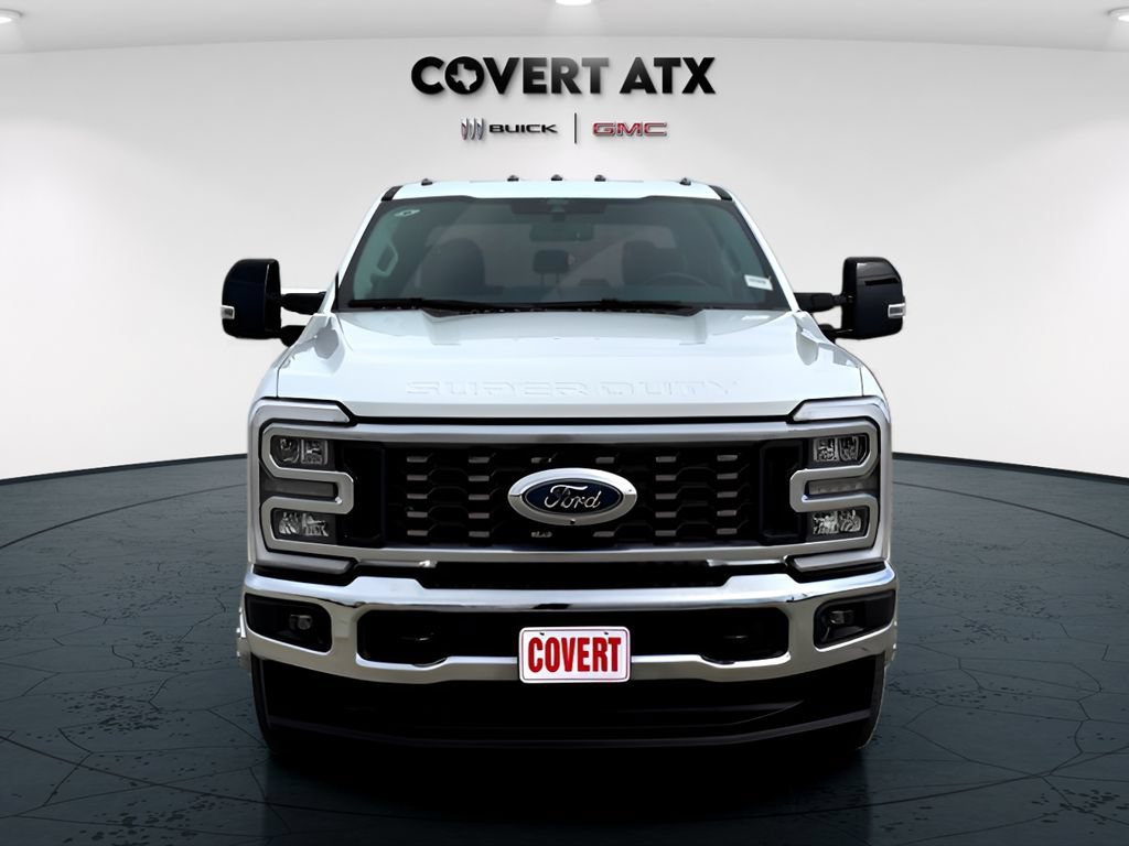 Used 2026 Ford F350 Lariat AWD/4WD image 4