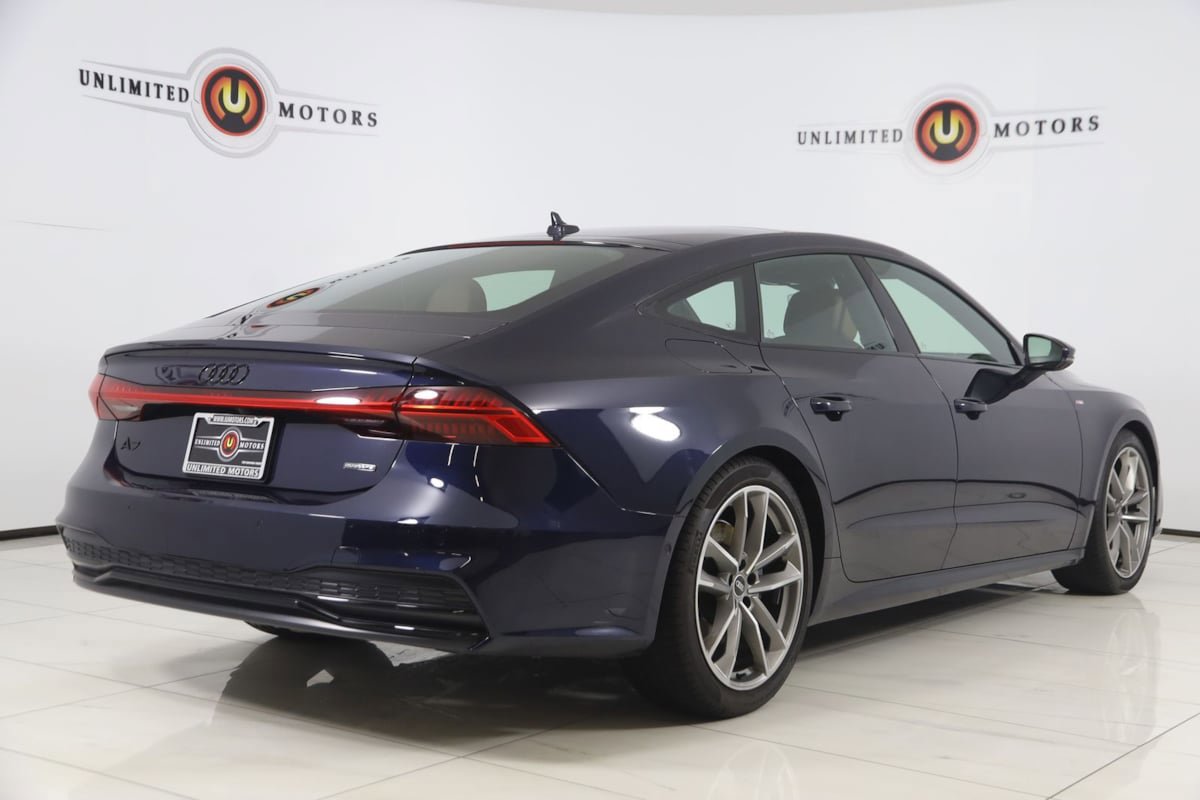 Used 2021 Audi A7 e Premium Plus w/ Black Optic Package image 3