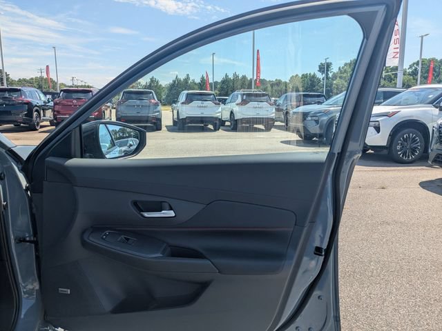 New 2026 Nissan Sentra SR w/ SR Premium Package FWD image 30