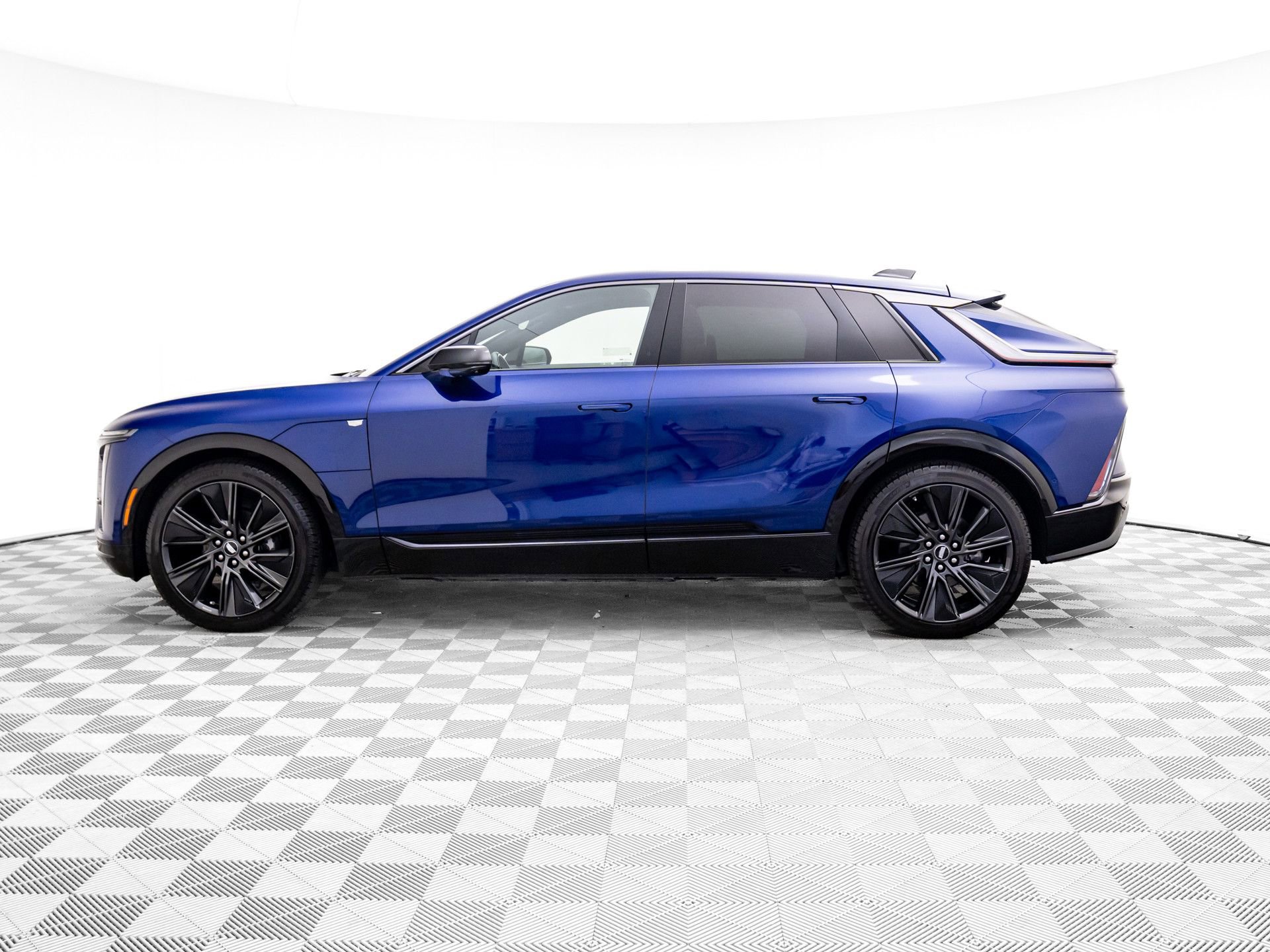 Certified 2024 Cadillac Lyriq Sport w/ Nappa Leather Package image 2