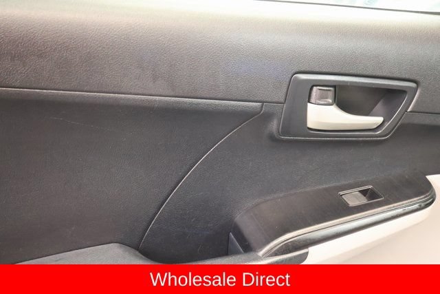 Used 2012 Toyota Camry LE FWD image 26
