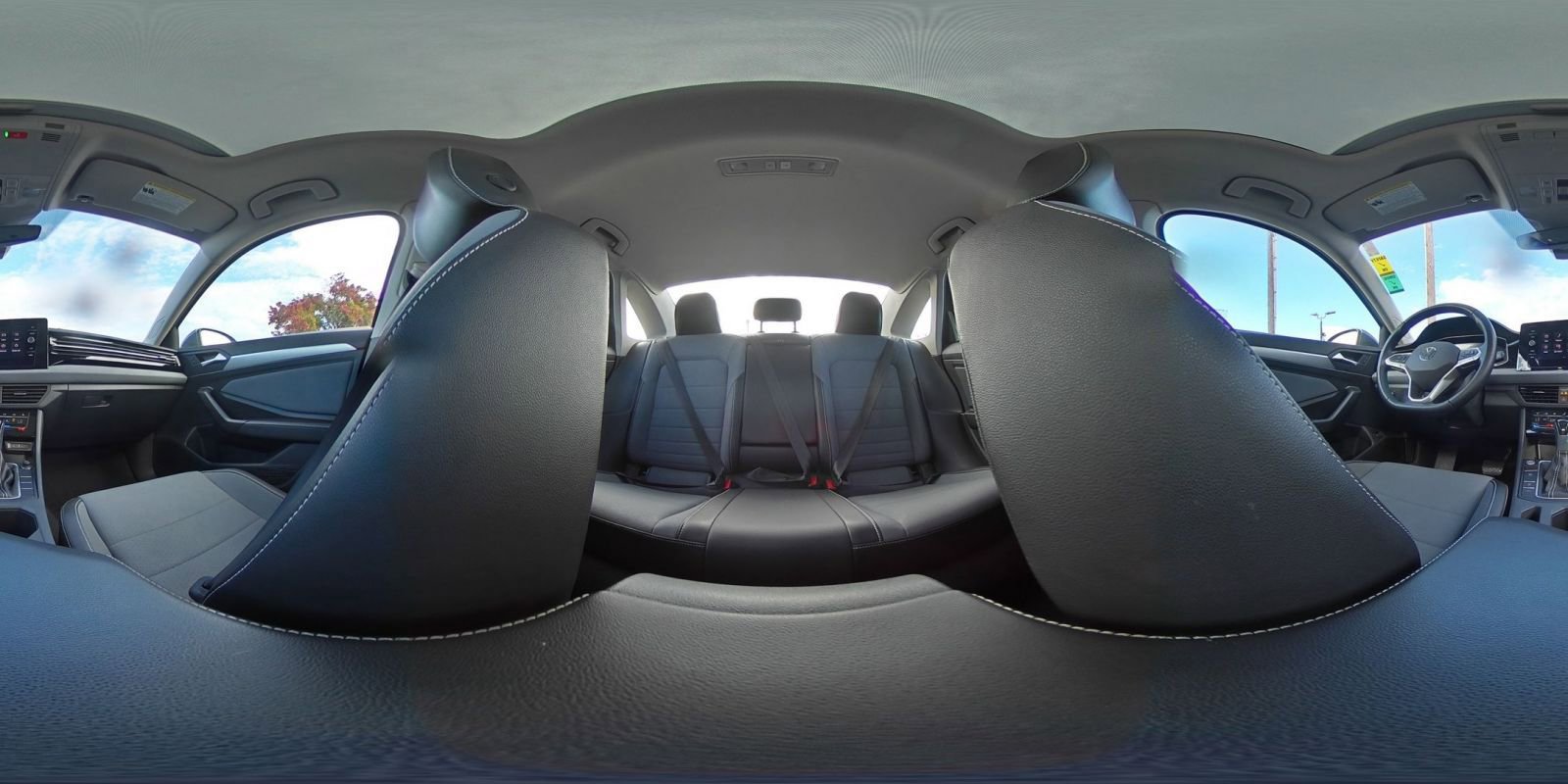 Used 2025 Volkswagen Jetta SE image 42