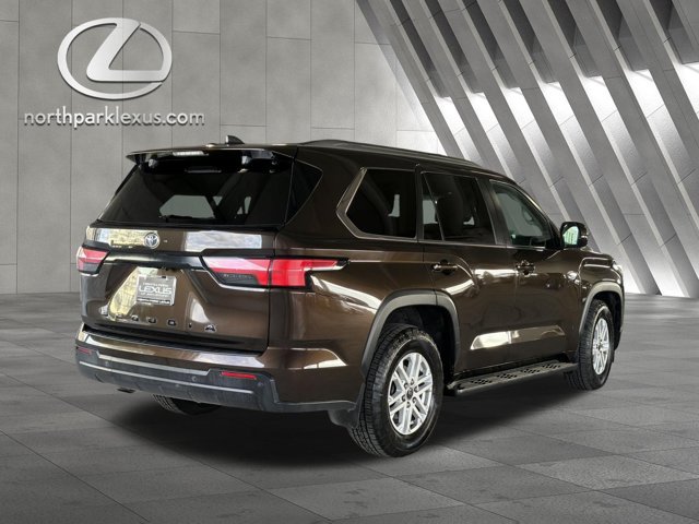 Used 2024 Toyota Sequoia SR5 w/ SR5 Premium Package AWD/4WD image 6