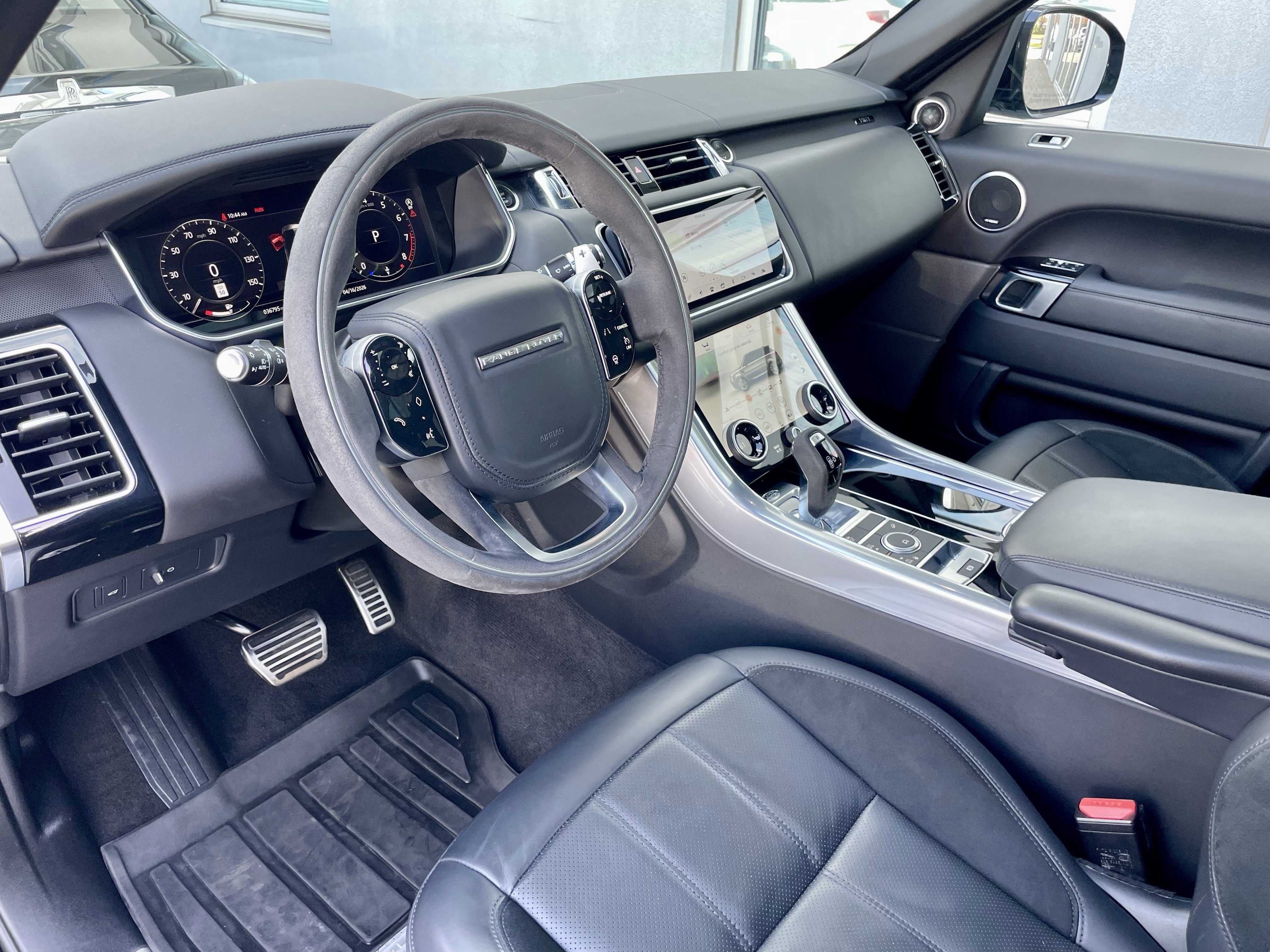 Used 2022 Land Rover Range Rover Sport HST image 13
