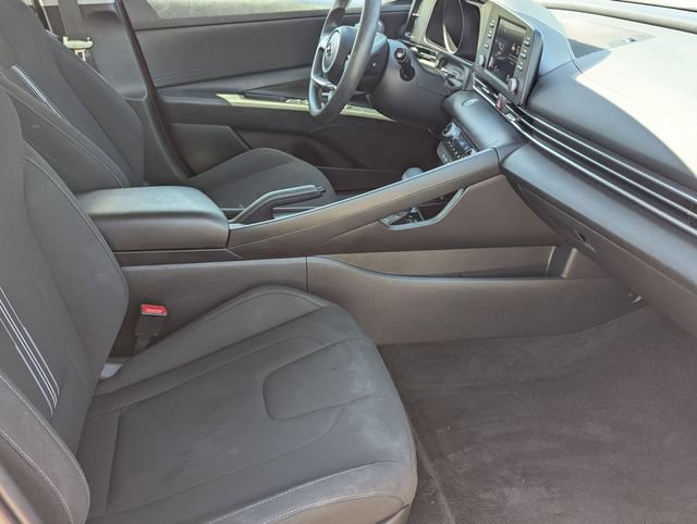 Used 2023 Hyundai Elantra SEL w/ Cargo Package FWD image 30