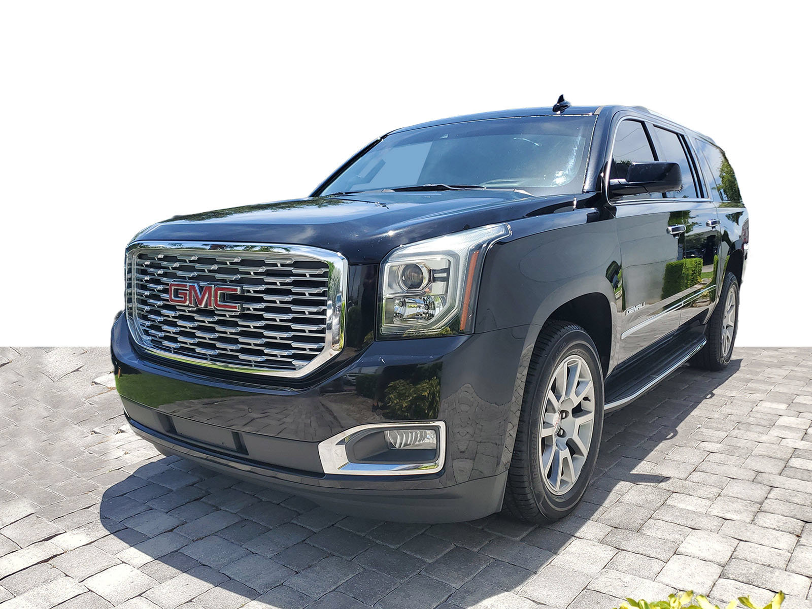 Used 2019 GMC Yukon XL Denali AWD/4WD image 3