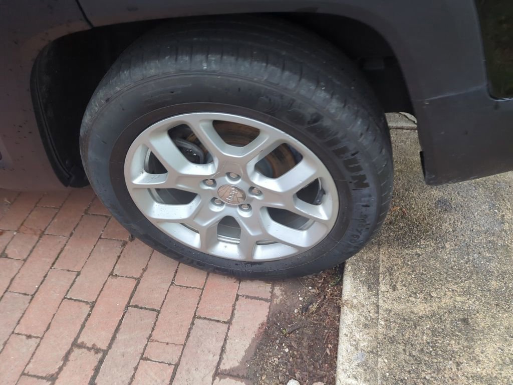 Used 2018 Jeep Renegade Latitude image 5