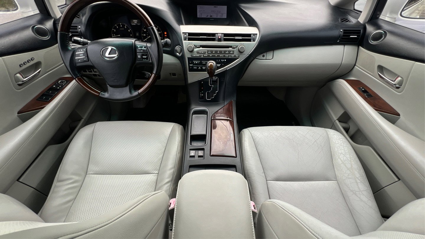 Used 2011 Lexus RX 350 2WD w/ Premium Pkg image 34