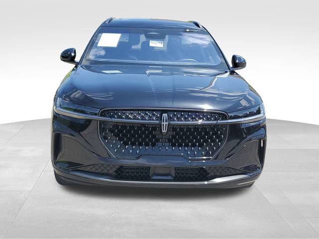 Used 2024 Lincoln Nautilus Reserve w/ Equipment Group 202A AWD/4WD image 2