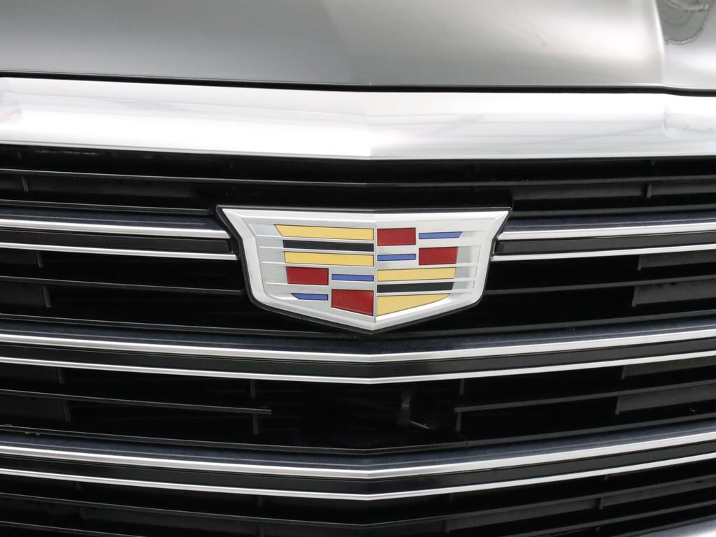 Used 2018 Cadillac XTS Luxury w/ Driver Awareness Package FWD image 9