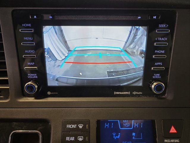 Used 2020 Toyota Sienna LE image 24