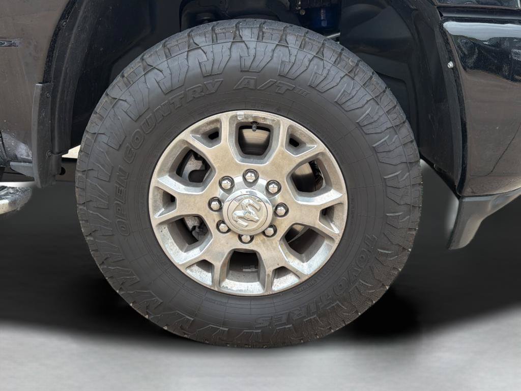 Used 2024 RAM 2500 Laramie w/ Safety Group AWD/4WD image 28