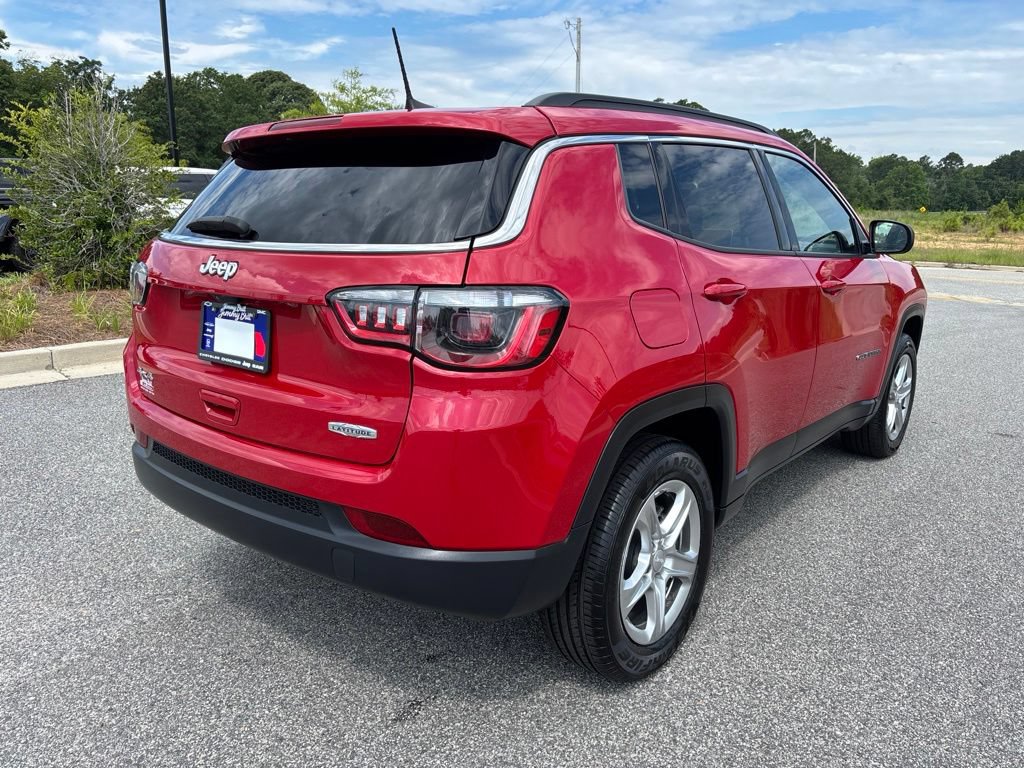 Used 2024 Jeep Compass Latitude AWD/4WD image 19