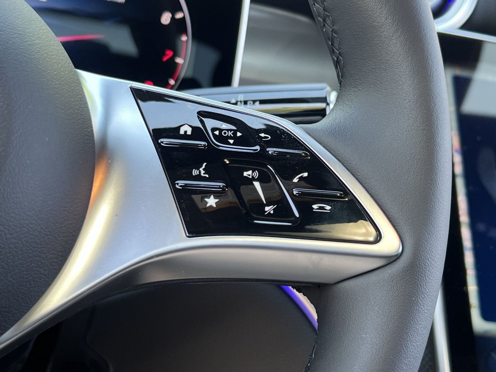New 2026 Mercedes-Benz GLC 300 4MATIC image 37