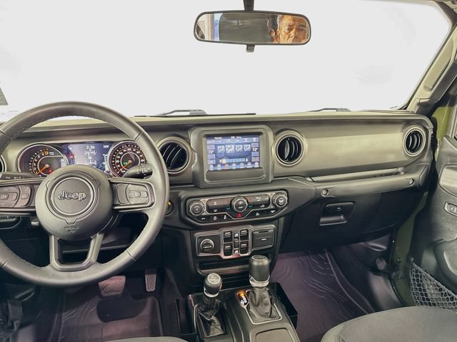 Used 2023 Jeep Gladiator Sport AWD/4WD image 26