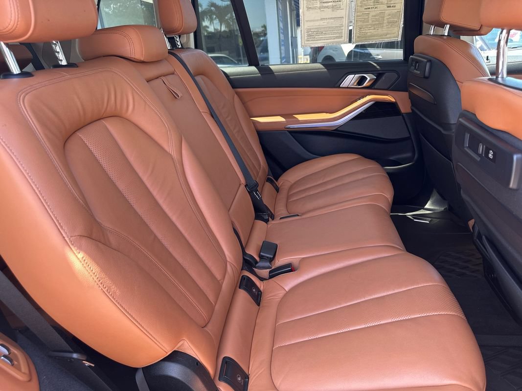 Used 2019 BMW X7 xDrive40i w/ Premium Package AWD/4WD image 28