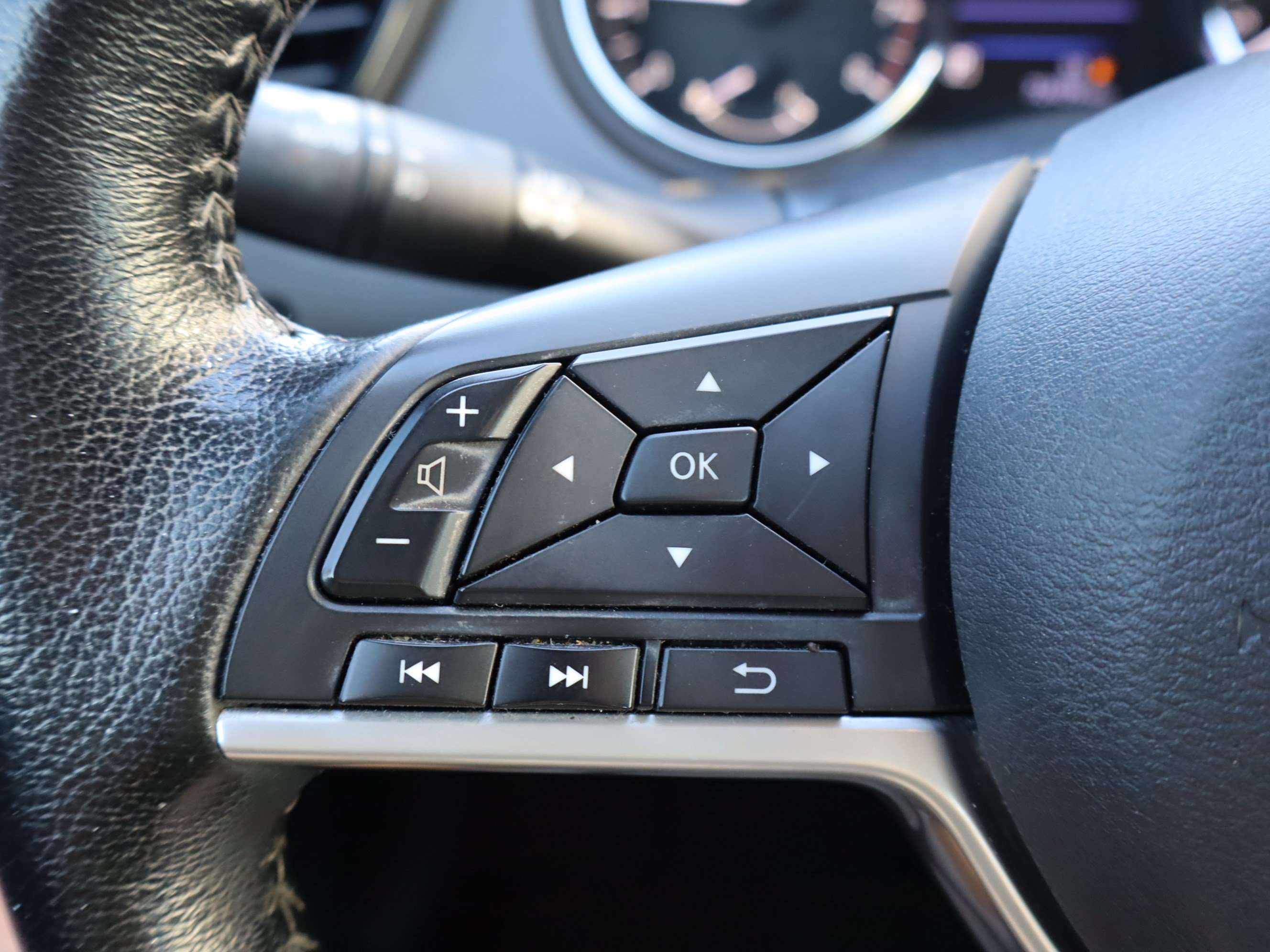 Used 2019 Nissan Rogue Sport SL FWD image 20