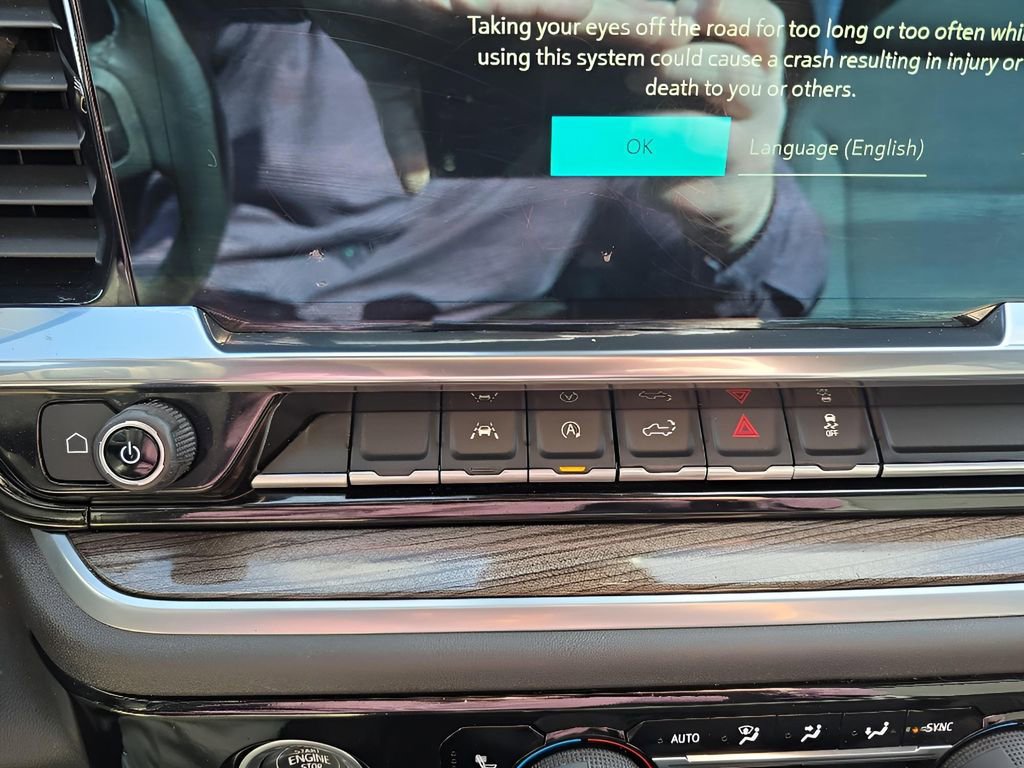 Used 2022 Chevrolet Silverado 1500 LT AWD/4WD image 18