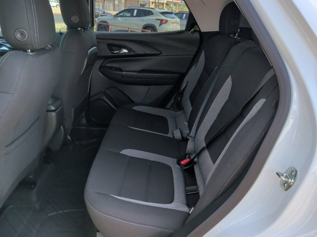New 2026 Chevrolet TrailBlazer LS w/ LS Convenience Package FWD image 31