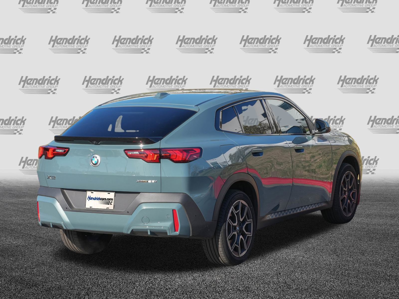 Certified 2025 BMW X2 xDrive28i image 8