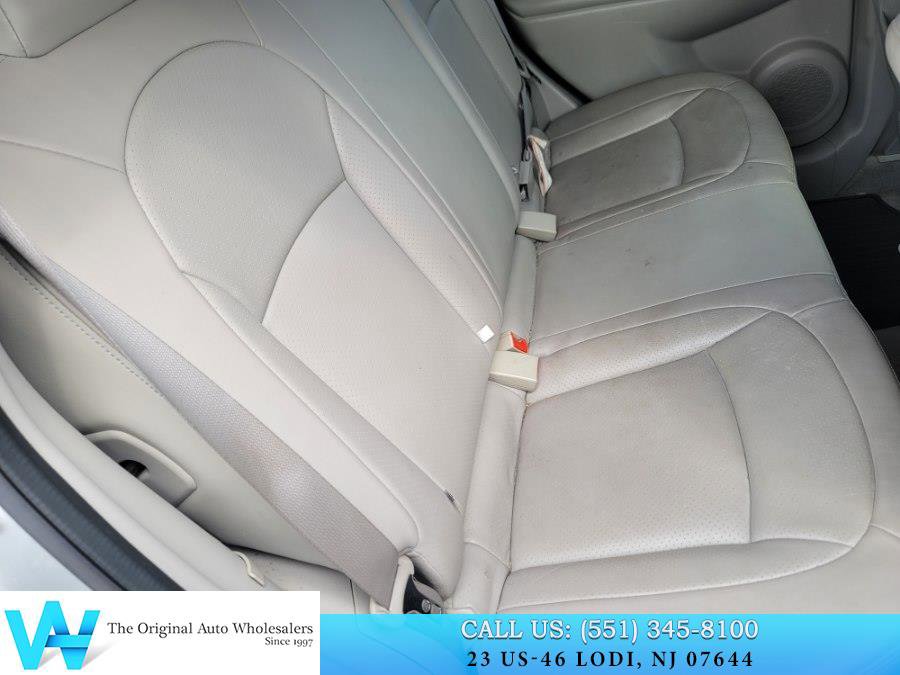 Used 2011 Nissan Rogue SV w/ SL Pkg image 16