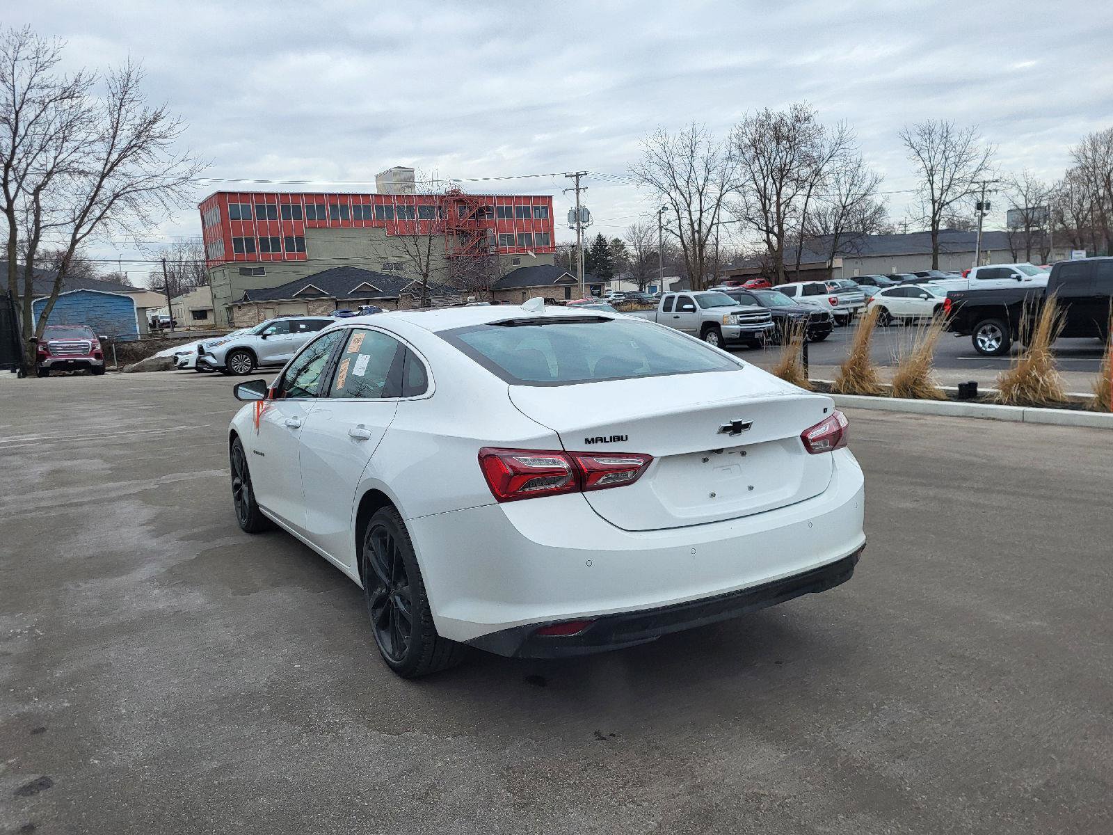 Used 2024 Chevrolet Malibu LT w/ Sport Edition image 5
