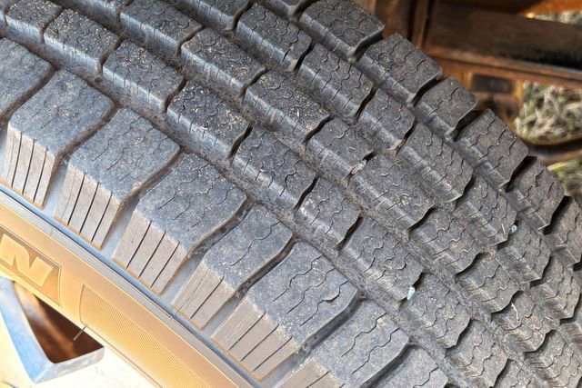 Used 1999 Ford F350 Lariat image 15