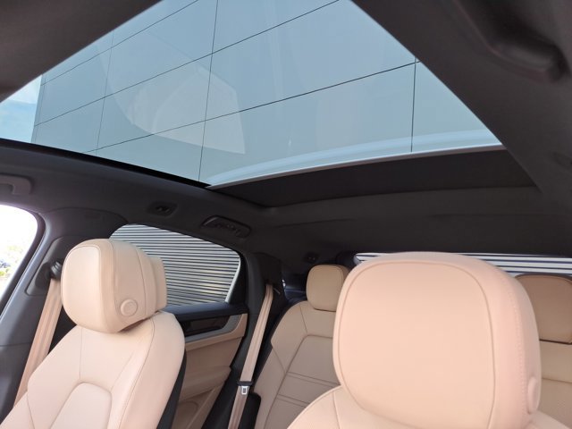 New 2026 Porsche Cayenne S image 35