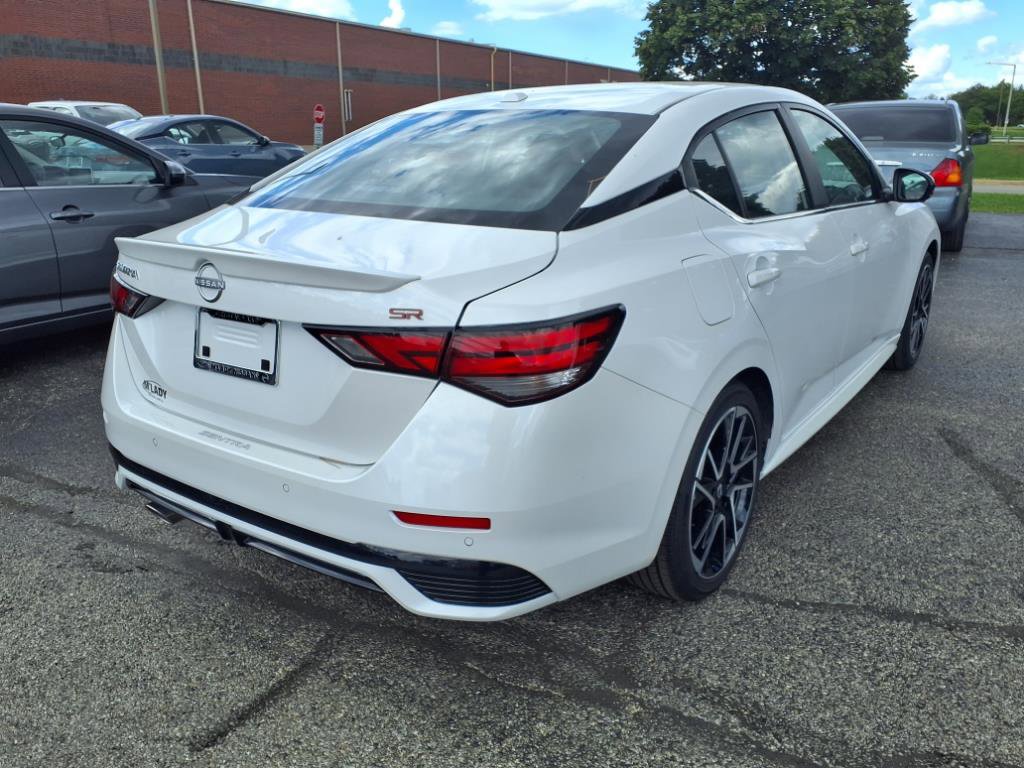 New 2025 Nissan Sentra SR w/ SR Premium Package image 7