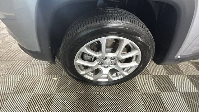 Used 2024 Jeep Compass Latitude AWD/4WD image 9