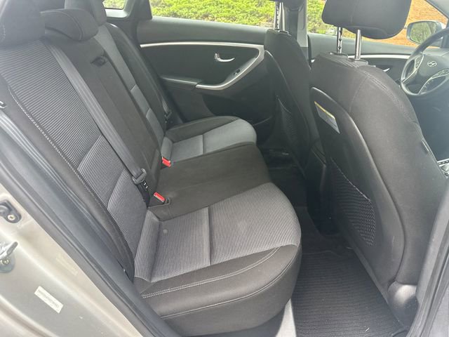 Used 2013 Hyundai Elantra GT FWD image 19