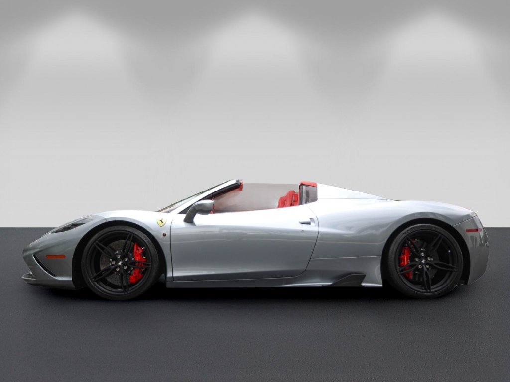 Used 2015 Ferrari 458 Speciale A RWD image 2