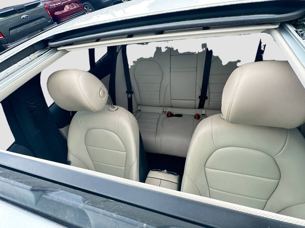 Used 2021 Mercedes-Benz C 300 4MATIC Sedan image 24