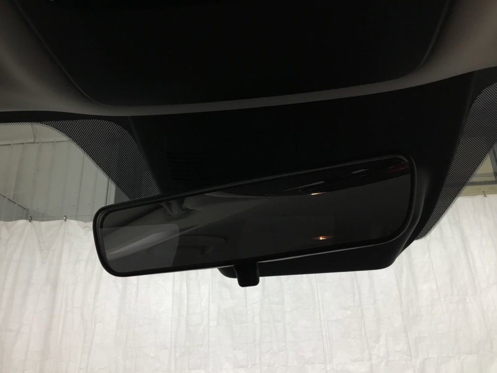 Used 2025 Kia Carnival image 31