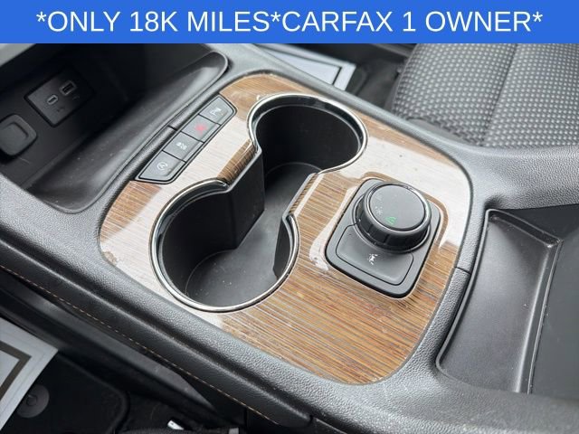 Used 2023 GMC Acadia SLE FWD image 34
