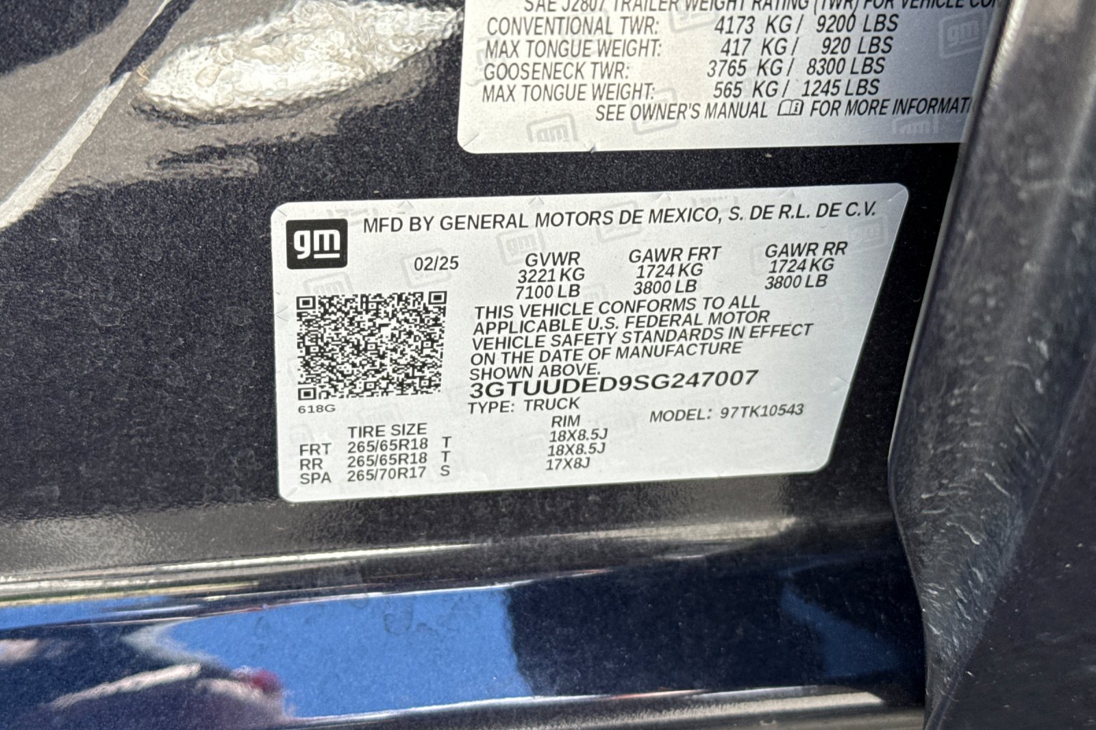 Used 2025 GMC Sierra 1500 SLT AWD/4WD image 38