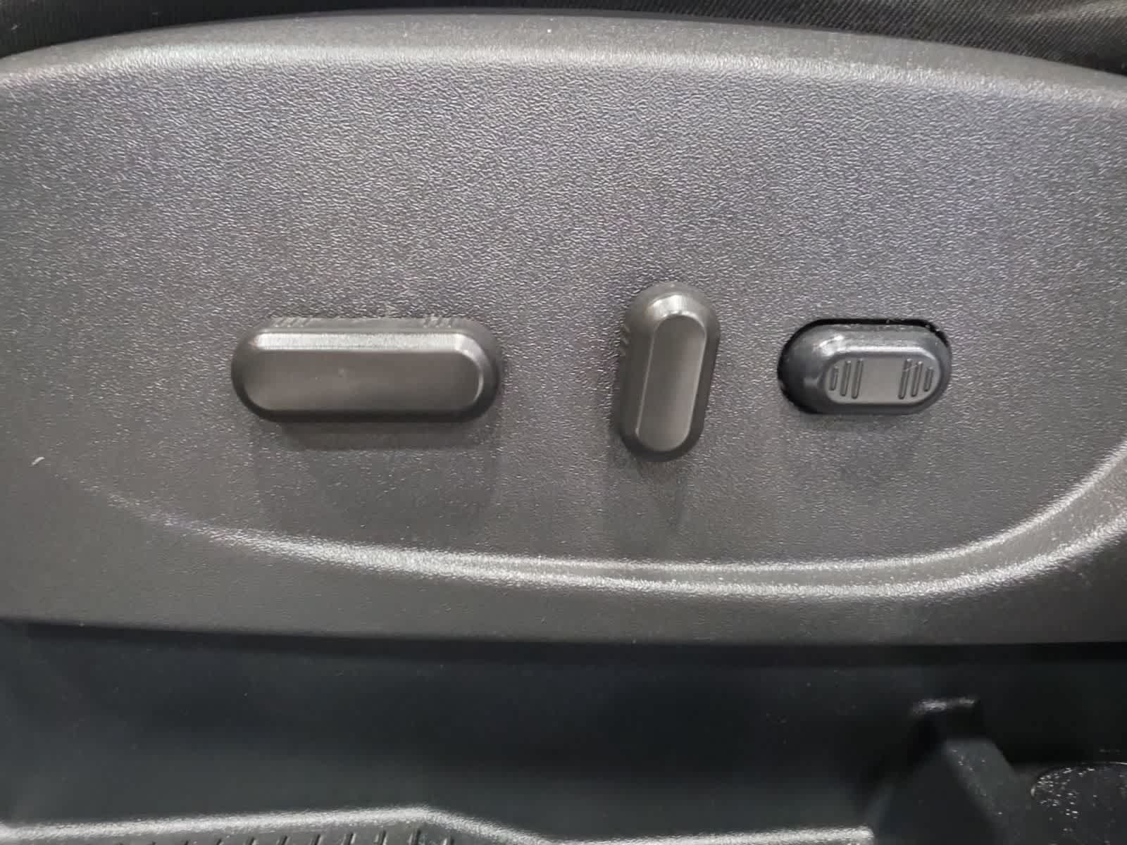 Used 2018 Ford Escape SEL AWD/4WD image 15
