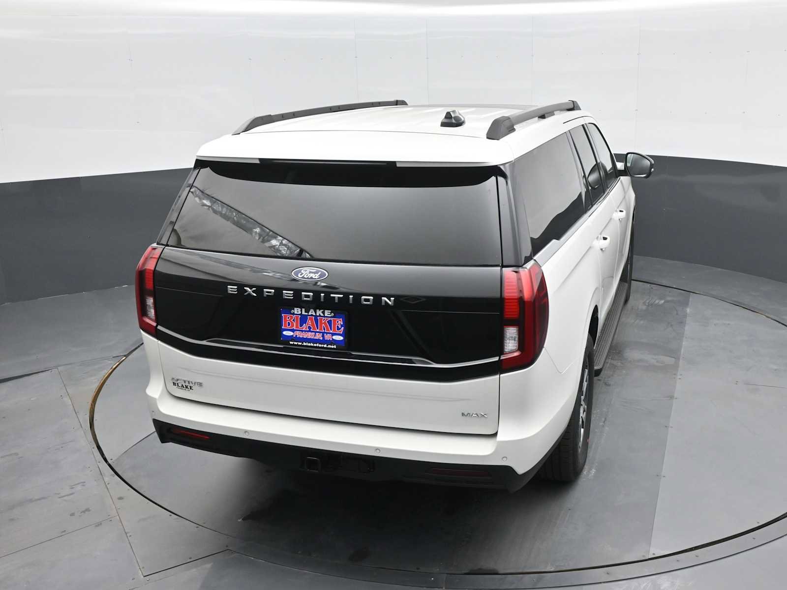 New 2026 Ford Expedition Max Active image 16