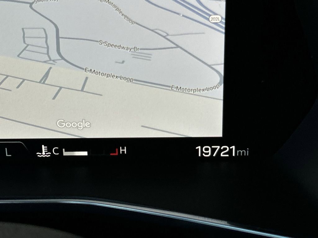 Used 2026 GMC Canyon Elevation image 12