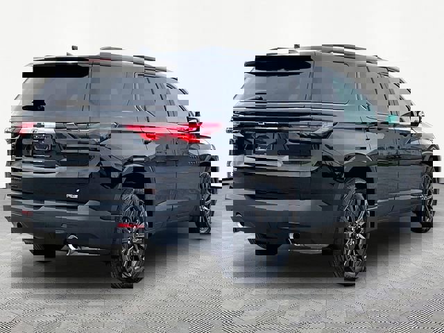 Used 2023 Chevrolet Traverse RS w/ LPO, Floor Liner Package image 6