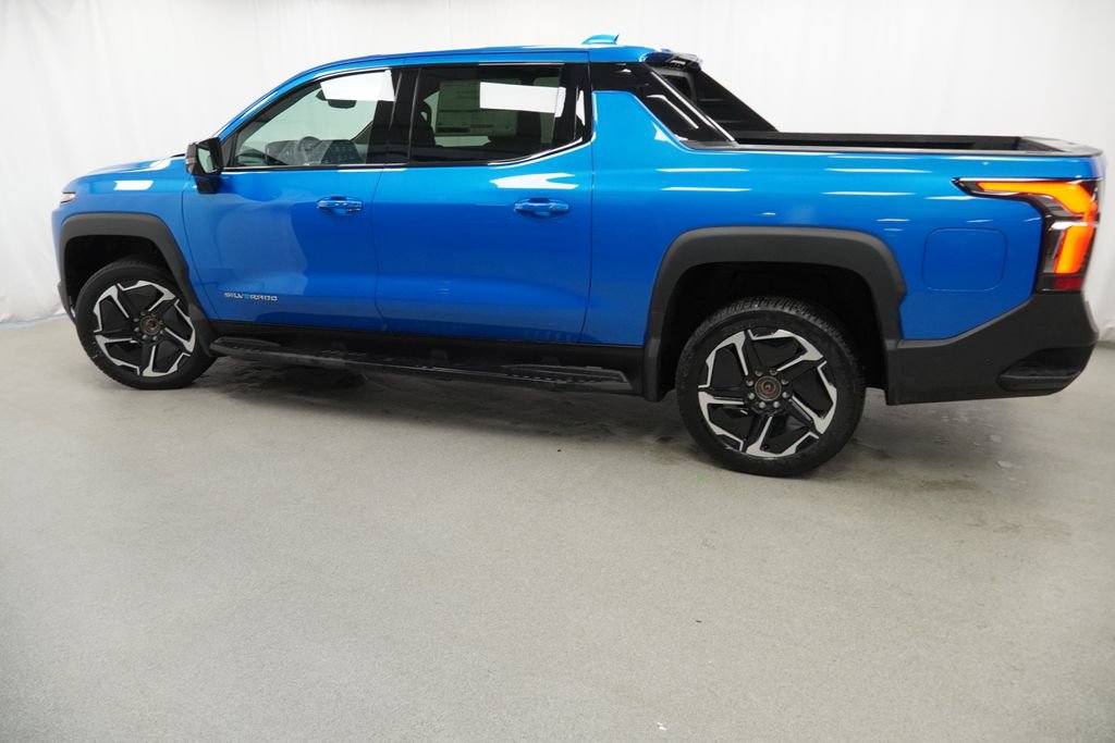 New 2026 Chevrolet Silverado EV LT AWD/4WD image 37